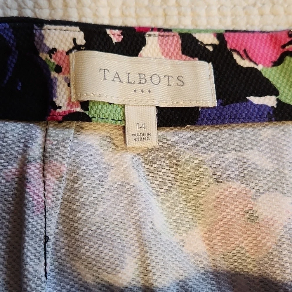 NWOT Talbots floral pencil skirt